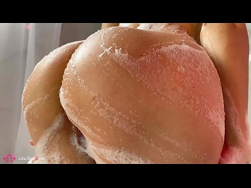 ❤️ Brineta masturbira macu vibratorom do intenzivnog orgazma pod tušem Super porno na hr.obuvlisett.ru